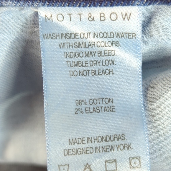 Mott & Bow Slim Straight Boyfriend Jeans - Picture 12 of 12